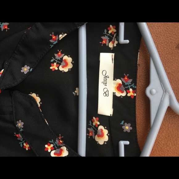 ModCloth Black Floral 3/4 Sleeve Top/Blouse - Picture 5 of 5
